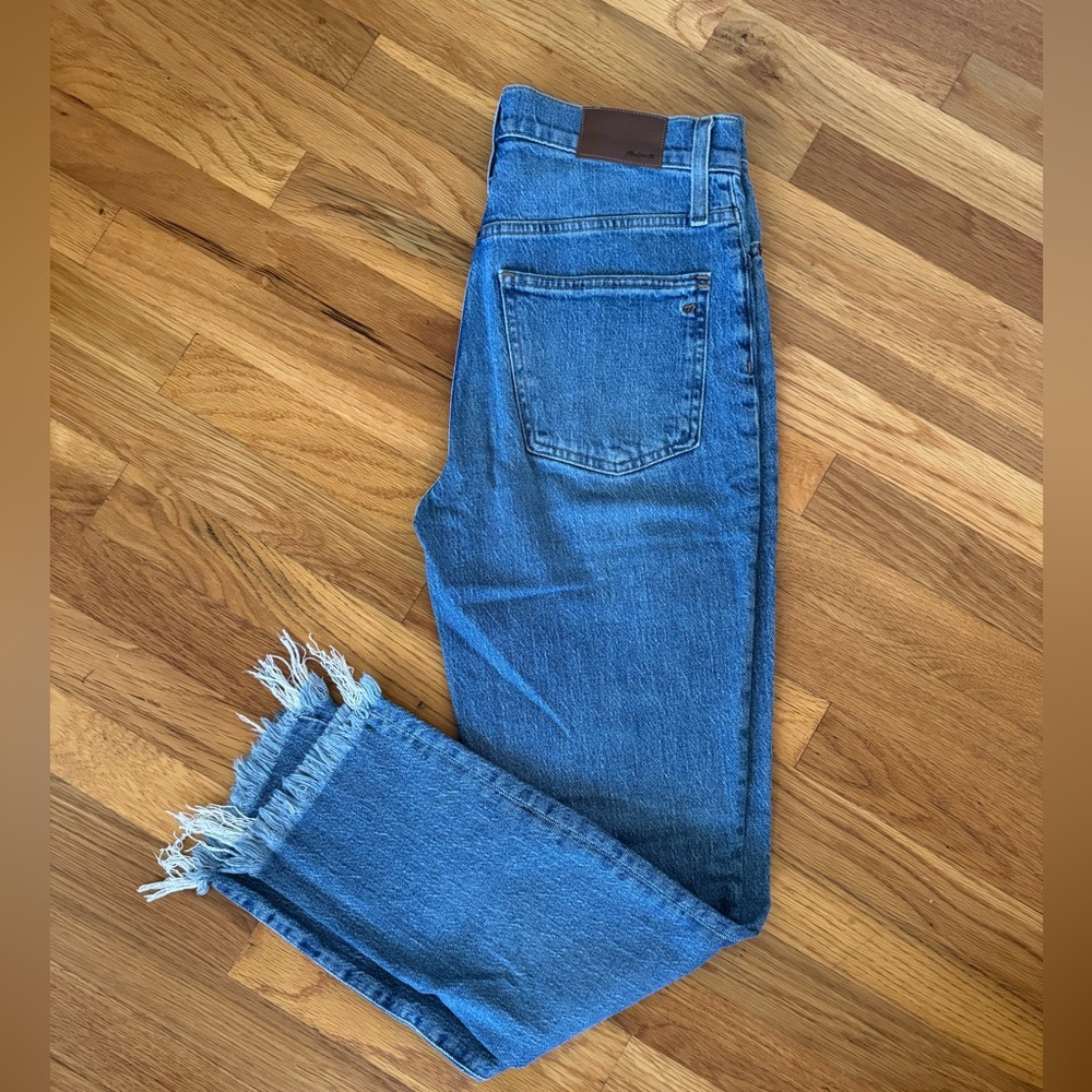 Madewell - High Waist Straight Jeans with Frayed Hem - Size 27